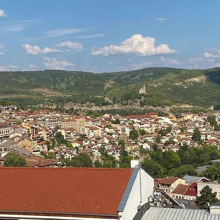 Apartment Happy Place Akatcia Veliko Tarnovo Eksteriør billede
